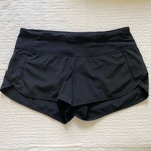 black lululemon speed ups 4”, size 4
